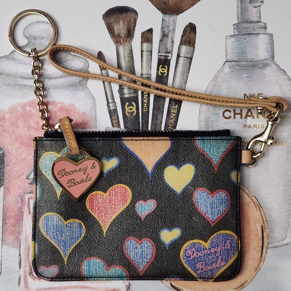 Vintage Dooney & Bourke Multicolor Heart Wristlet With Rainbow Zipper - Picture 3 of 8